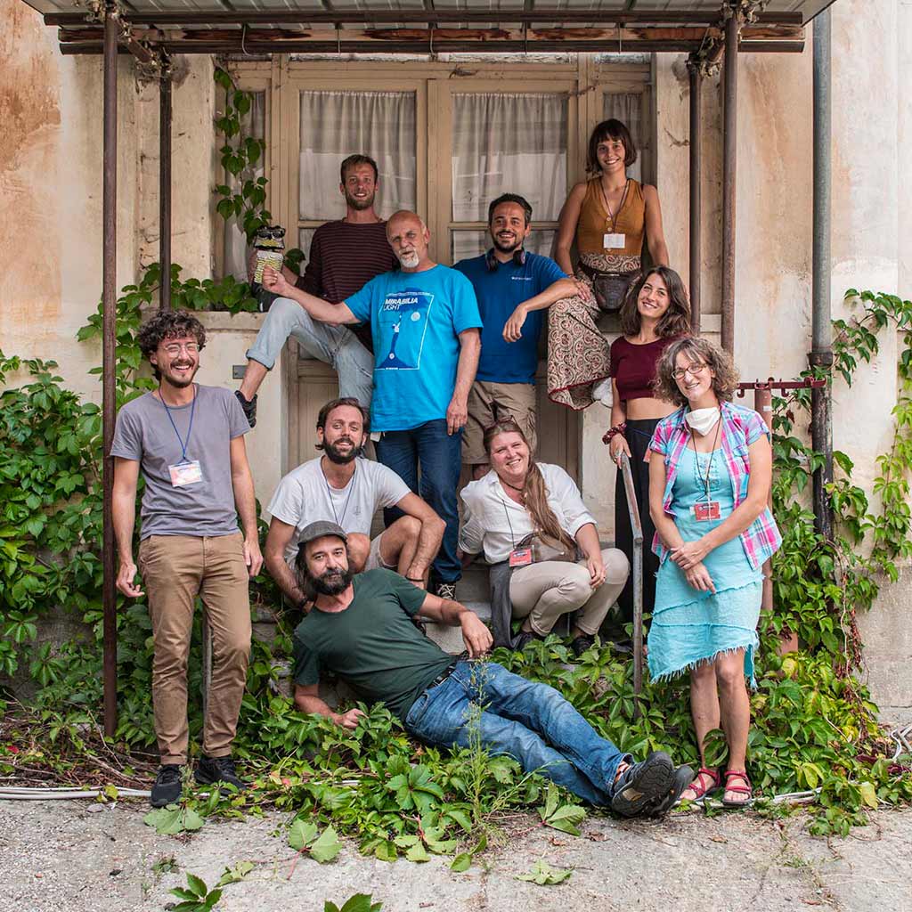 mirabilia-staff-001